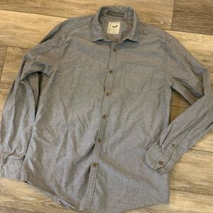 Colors Alexander Julian organic collection long sleeve button down. Size L